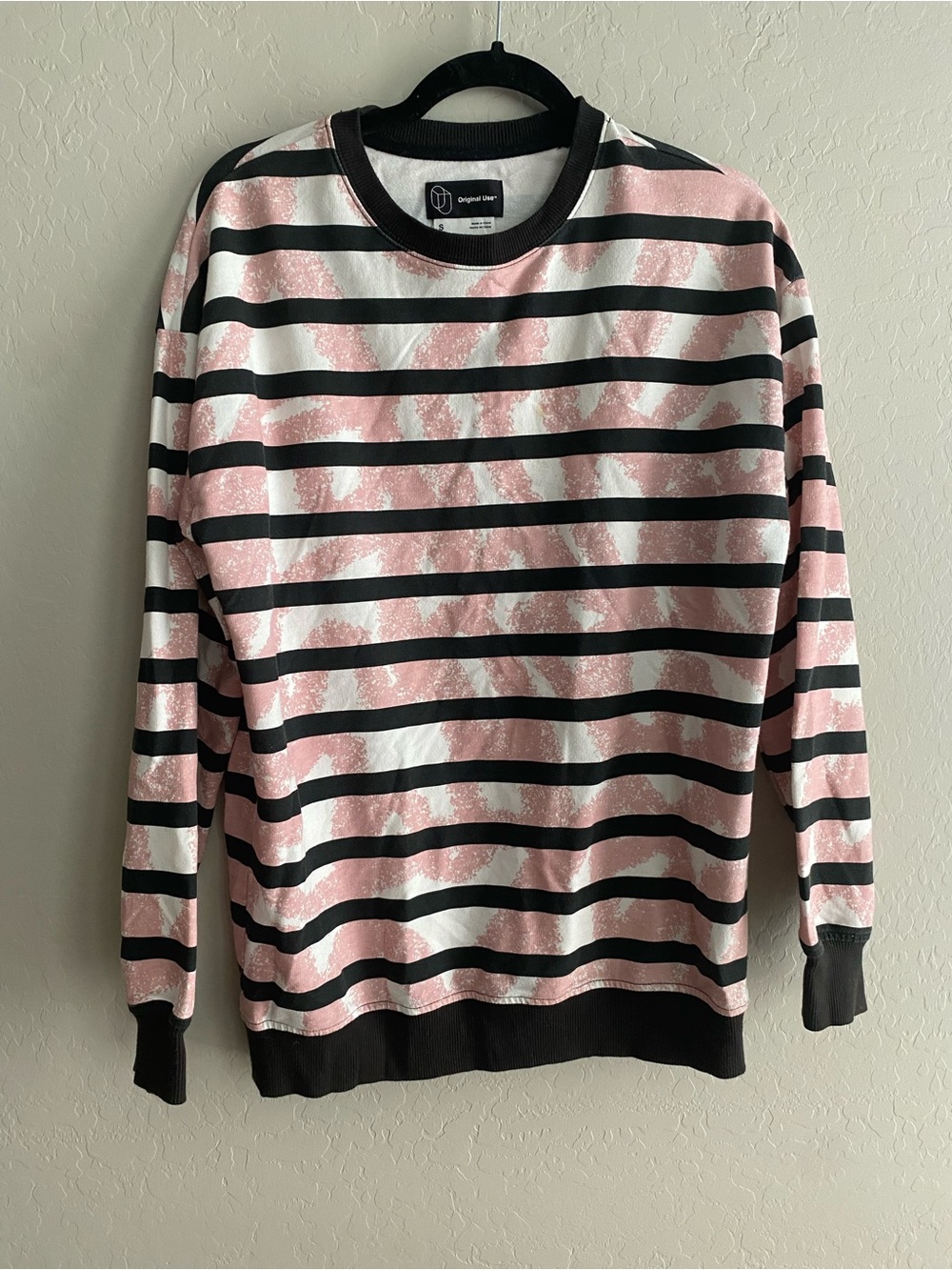 Original Use Men’s Pink Black Striped Boxy Crewneck Sweatshirt Size Small